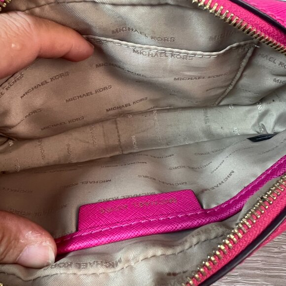 Michael Kors Jet Set large saffiano leather crossbody bag fuchsia - Picture 5 of 5